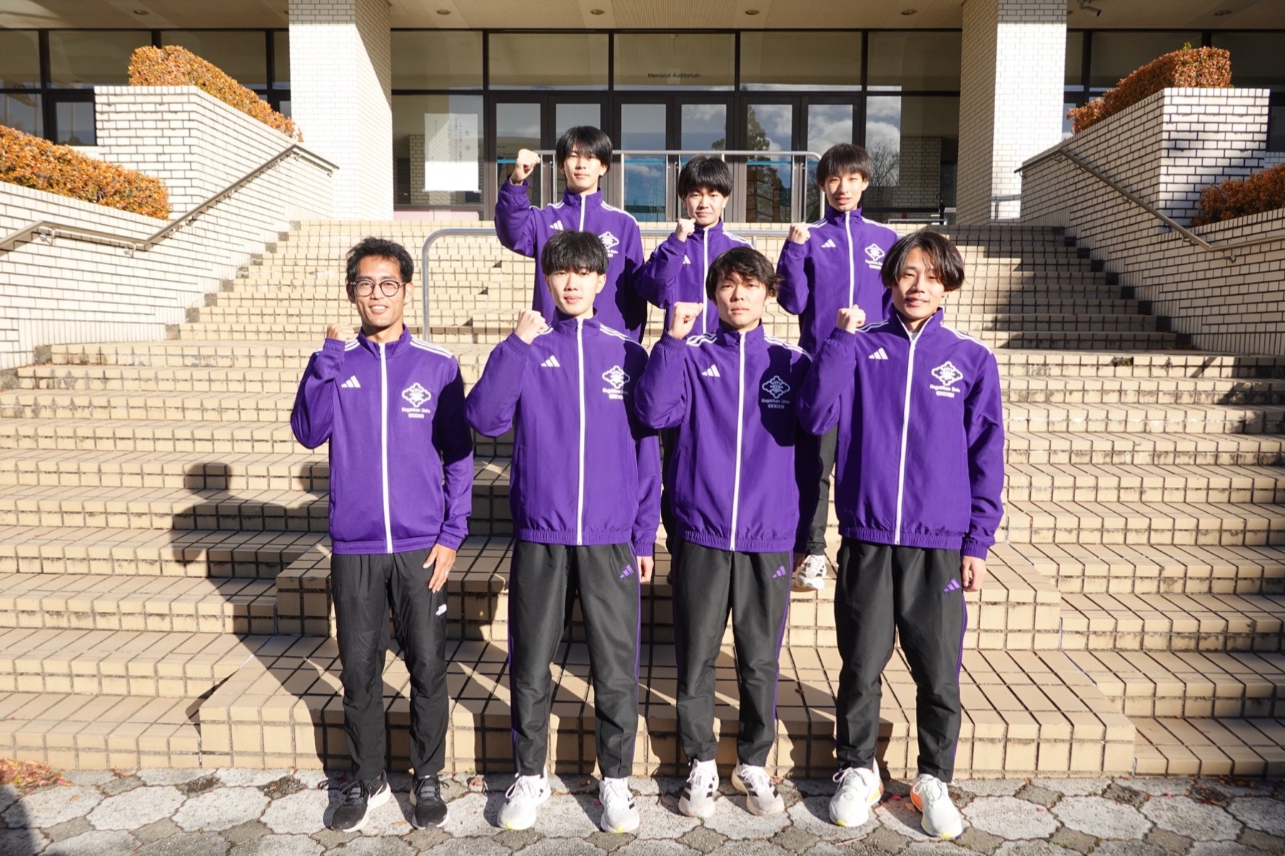 チームメンバーの集合写真